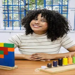 Julia Nepomuceno Cardoso Bitencourt neuropsicopedagoga em Itapecerica da Serra