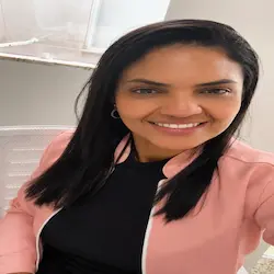 Vívian Ribeiro dos Santos psicopedagoga em São João del Rei